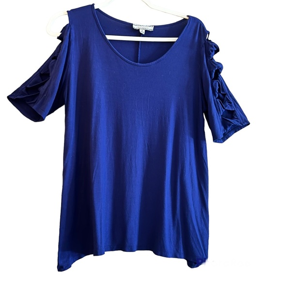 corvia Tops - Corvia short sleeve blouse size M NWOT